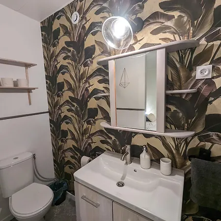Pmr Avec Parking, 2 Chambres, Salles D'eau Privatives - Accueil Chaleureux - Fr-1-611-103 * Neuilly-l'Évêque