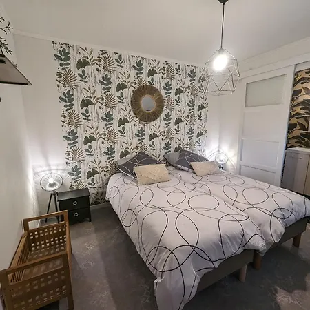 Nyaraló Pmr Avec Parking, 2 Chambres, Salles D'eau Privatives - Accueil Chaleureux - Fr-1-611-103 Neuilly-l'Évêque