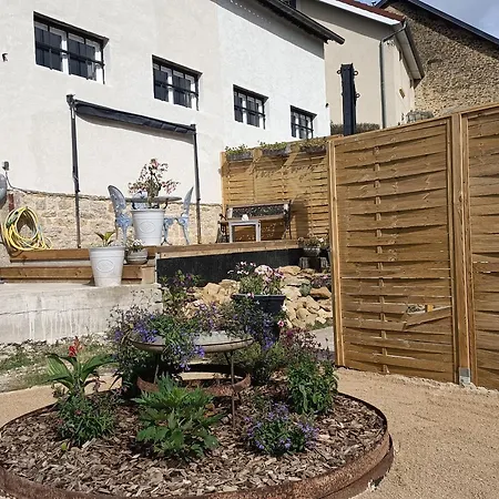 Pmr Avec Parking, 2 Chambres, Salles D'eau Privatives - Accueil Chaleureux - Fr-1-611-103 *